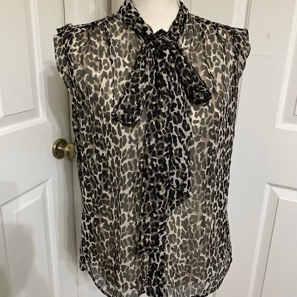 French Connection S/6 Light Weight Top with Tie at Neckline - Picture 1 of 10